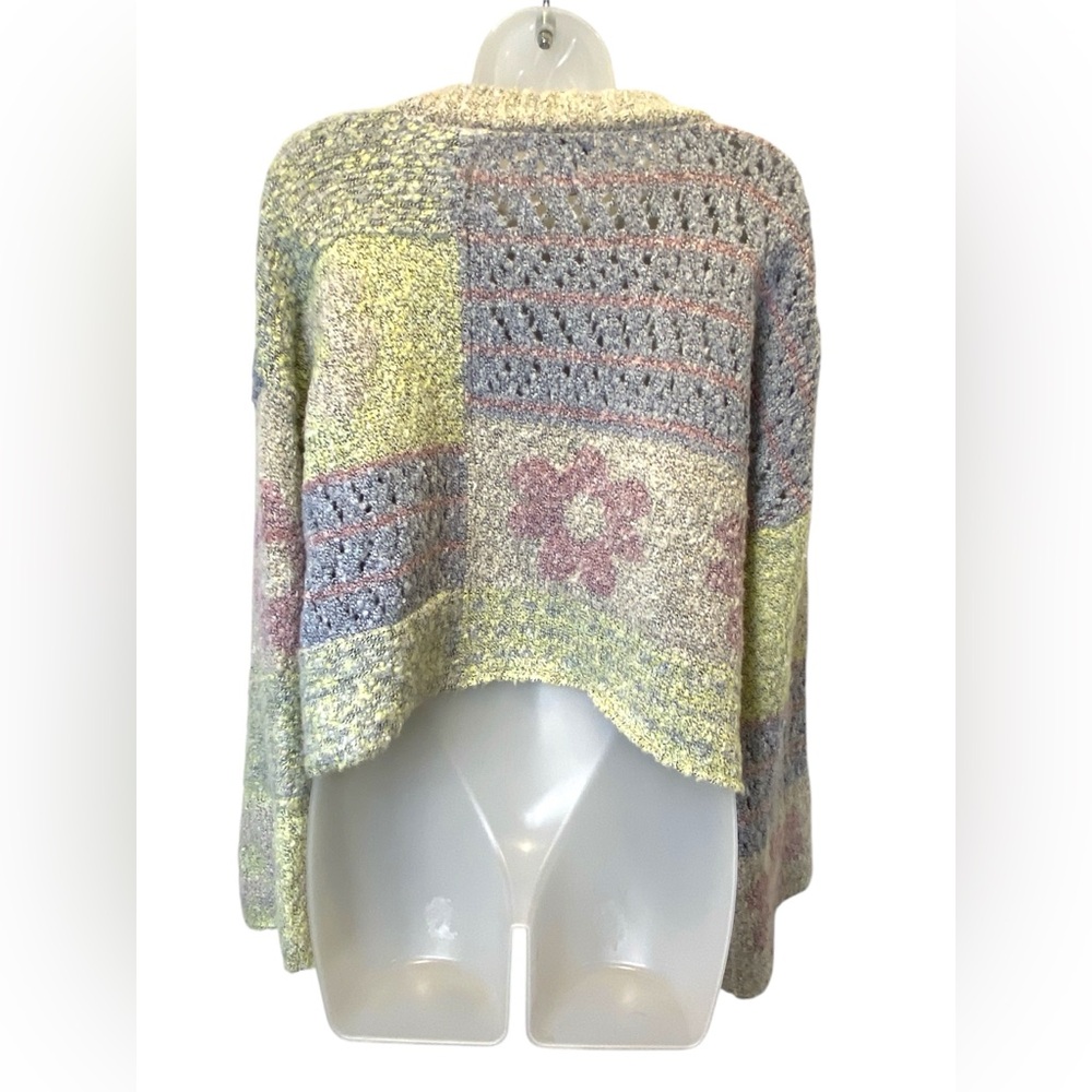 Sincerely Jules bell sleeve cropped knit sweater - Picture 3 of 6